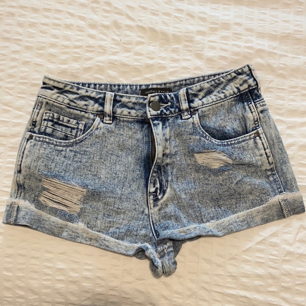 Kendall & Kylie acid wash jean shorts
